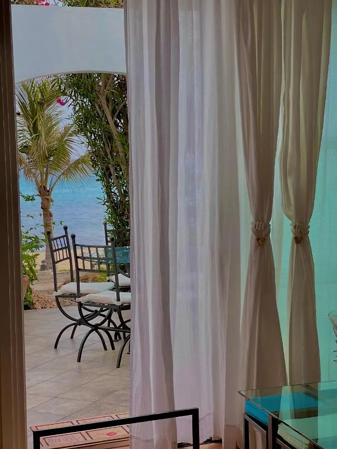 Beautiful Apartment 2 Steps From The Water Santa Maria