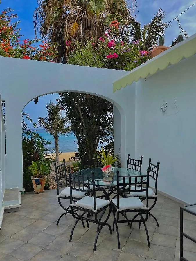Beautiful Apartment 2 Steps From The Water Santa Maria Cape Verde